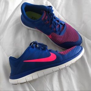 Nike Free Running Shoes